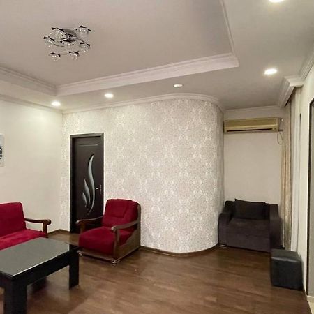 Апартаменты Elegant Modern Тбилиси Экстерьер фото