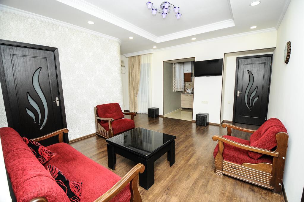 Апартаменты Elegant Modern Тбилиси Экстерьер фото